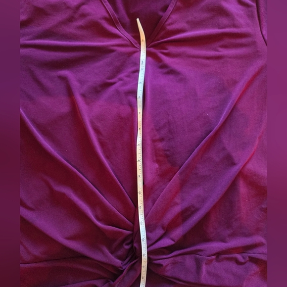 CDN! Robin Barré; Size XL; Burgundy/Purple Long Sleeve Top; Twist Knot at Bottom - Picture 9 of 14